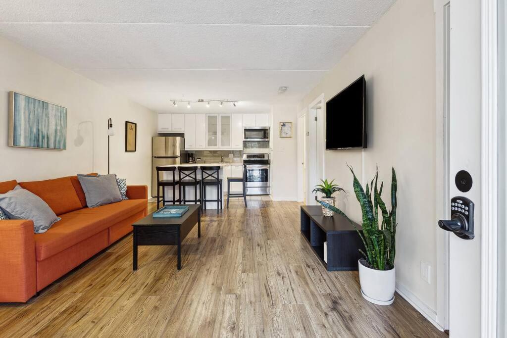 Whispering Pines Escape Apartment *